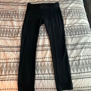 BCBG Maxazria stretch legging/dress pant.